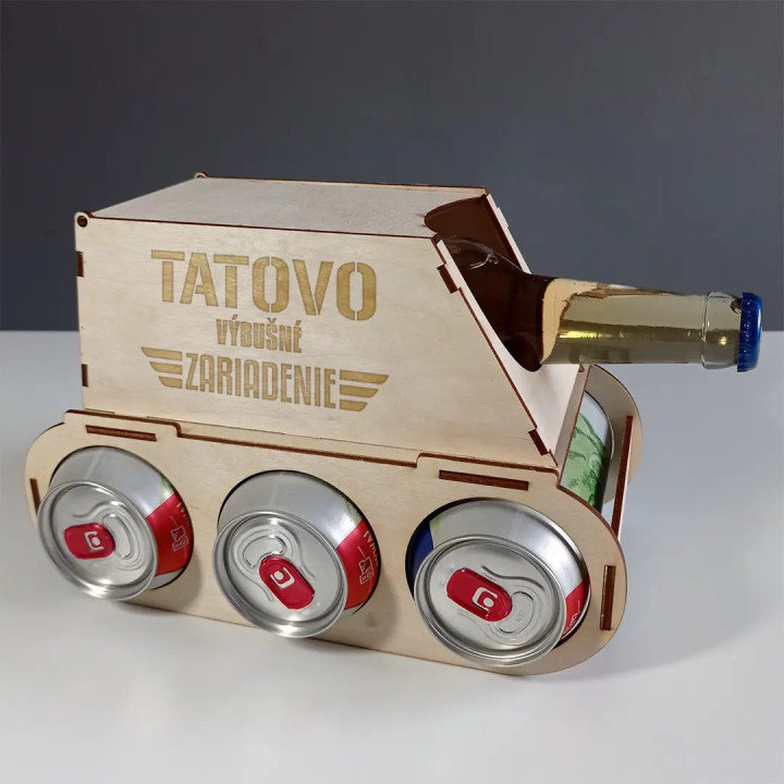 Tatovo výbušné zariadenie - tank na pivo s gravírovaním