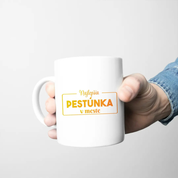 Najlepšia pestúnka v meste - keramický hrnček s potlačou