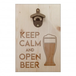 Keep calm and open beer - nástenný otvárač na pivo s gravírovaním