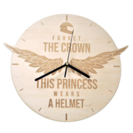Forget the crown, this princess wears a helmet - drevené nástenné hodiny s gravírovaním