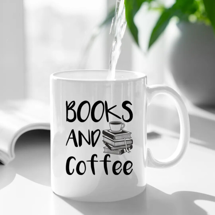 Books and coffee - keramický hrnček s potlačou