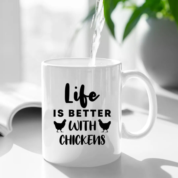 Life is better with chickens - keramický hrnček s potlačou