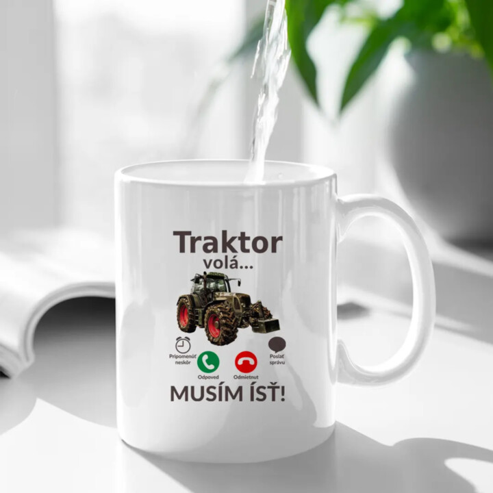 Traktor volá - musím ísť - keramický hrnček s potlačou