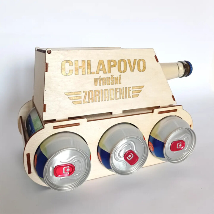Chlapovo výbušné zariadenie - tank na pivo s gravírovaním