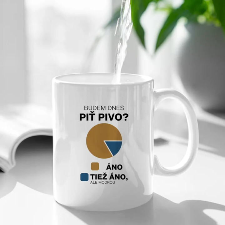 Budem dnes piť pivo? Áno. Tiež áno, ale modrou -  keramický hrnček s potlačou
