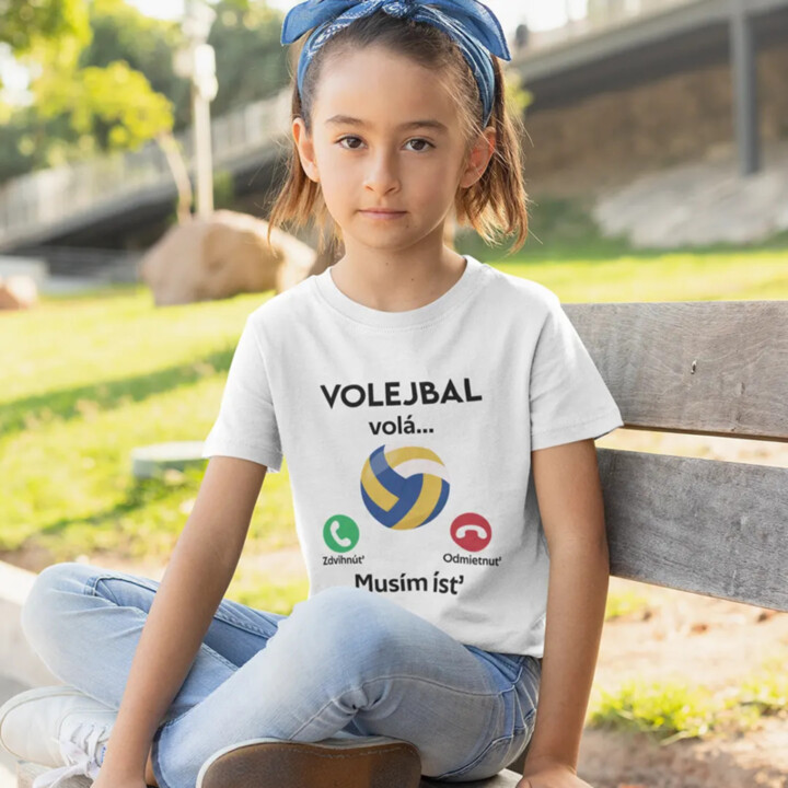 Volejbal volá, musím ísť - detské tričko s potlačou