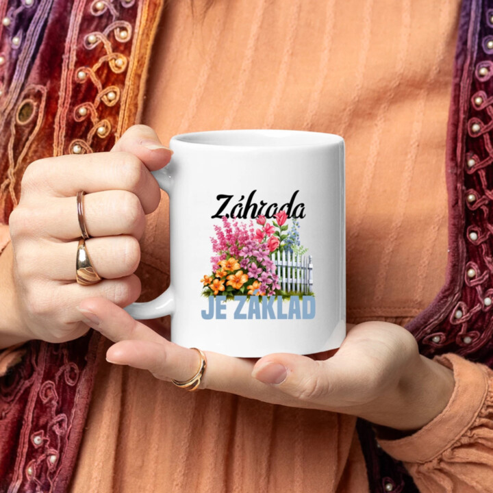 Záhrada je základ - keramický hrnček s potlačou