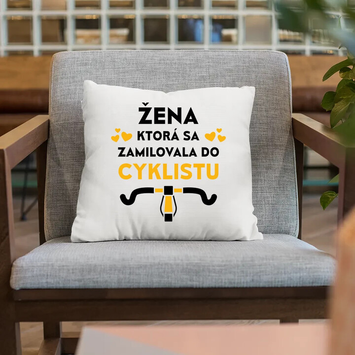 Žena, ktorá sa zamilovala do cyklistu - vankúš s potlačou