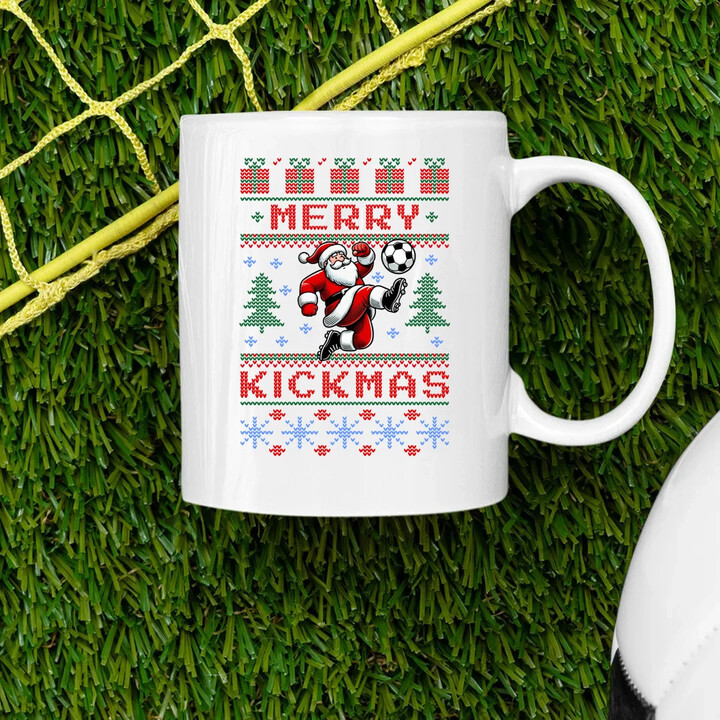 Merry Kickmas - keramický hrnček s potlačou