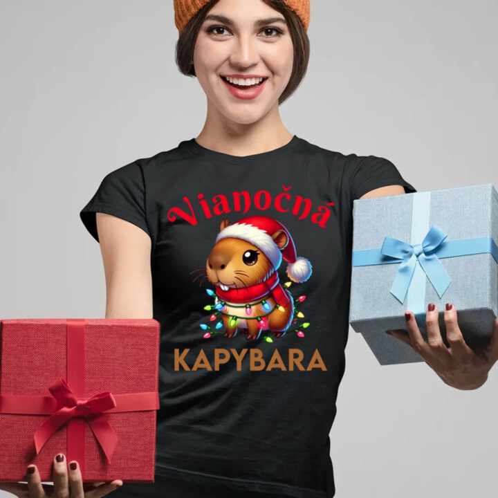 Vianočná kapybara  - dámske tričko s potlačou