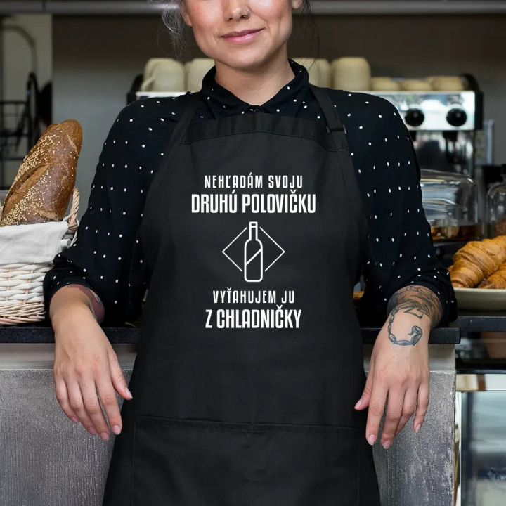 Nehľadám svoju druhú polovičku - zástera s potlačou