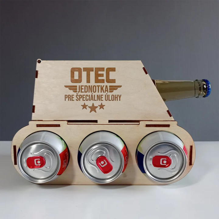 Otec - jednotka pre špeciálne úlohy - tank na pivo s gravírovaním