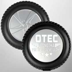 Otec - jednotka pre špeciálne úlohy - nástroje v kufríku v tvare automobilového kolesa s gravírovaním