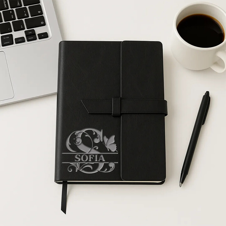 Monogram - motýľ  - zápisník z eko kože s gravírovaním - personalizovaný produkt
