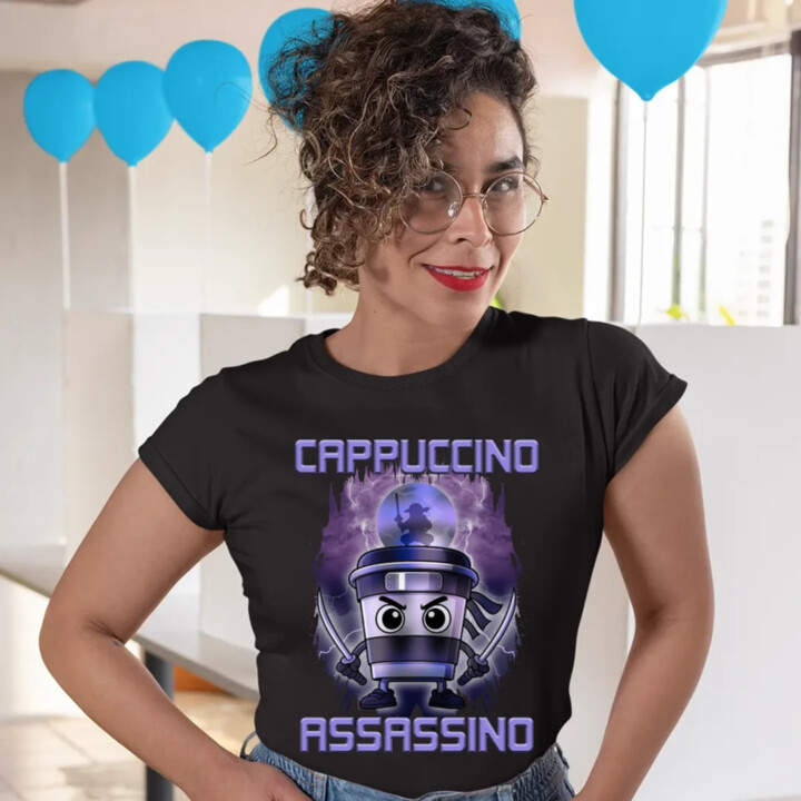 Cappuccino Assassino - Italian Brainrot - dámske tričko s potlačou
