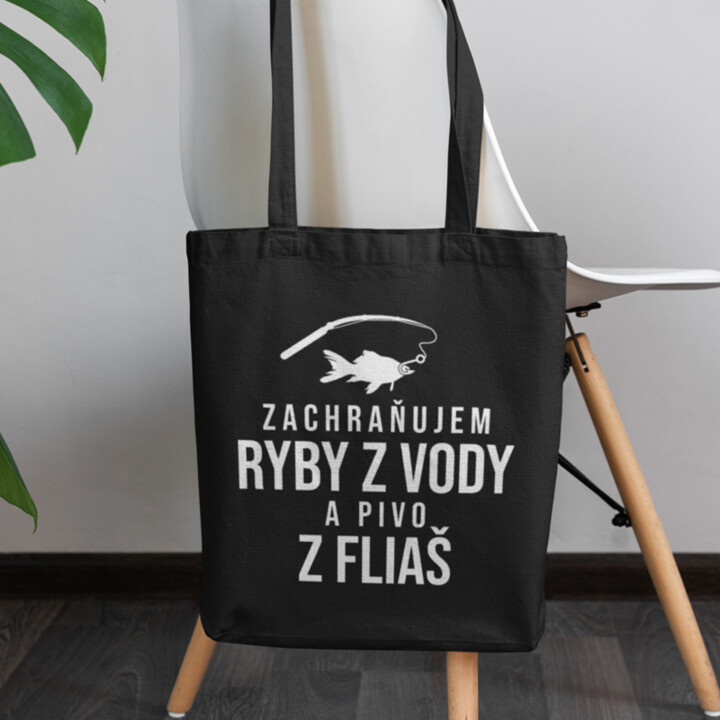 Zachraňujem ryby z vody a pivo z fliaš - taška s potlačou