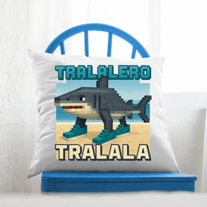Tralalero Tralala - Italian Brainrot pre fanúšikov Minecraftu - vankúš s potlačou
