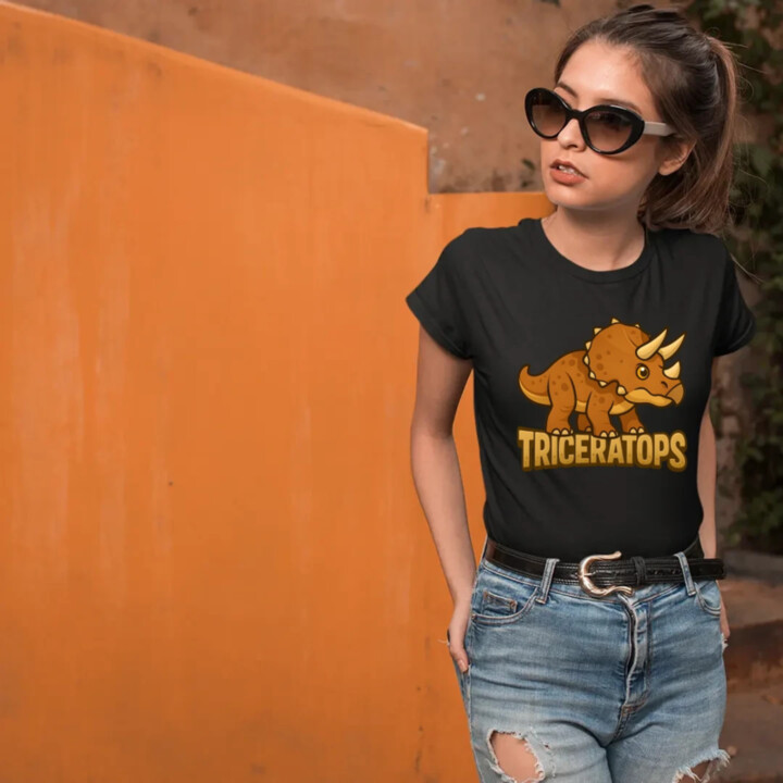 Triceratops Dinosaurov - dámske tričko s potlačou