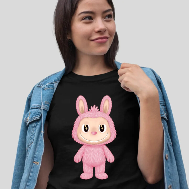 Plyšový Maskot Bubu Ružová - dámske tričko s potlačou pre fanúšikov Labubu