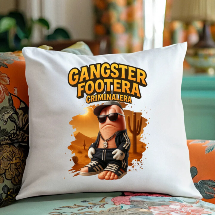 Gangster Footera Criminalera - Italian Brainrot - zločinecká noha - vankúš s potlačou