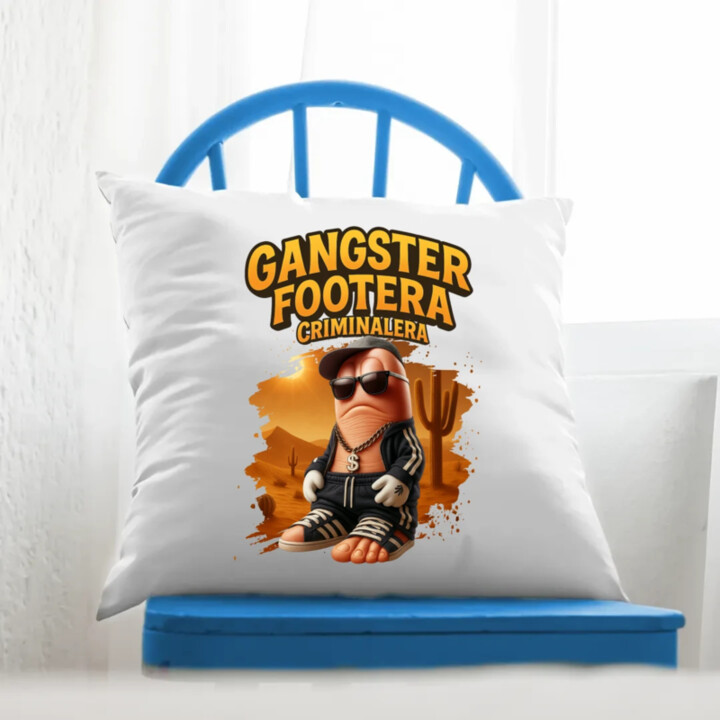 Gangster Footera Criminalera - Italian Brainrot - zločinecká noha - vankúš s potlačou