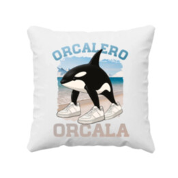 Orcalero Orcala - kosatka v topánkach - Italian Brainrot - vankúš s potlačou