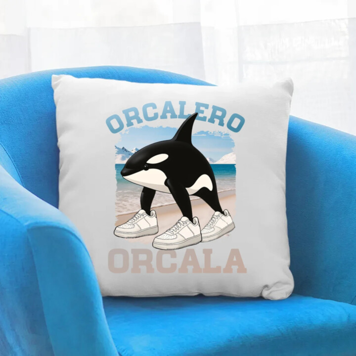Orcalero Orcala - kosatka v topánkach - Italian Brainrot - vankúš s potlačou