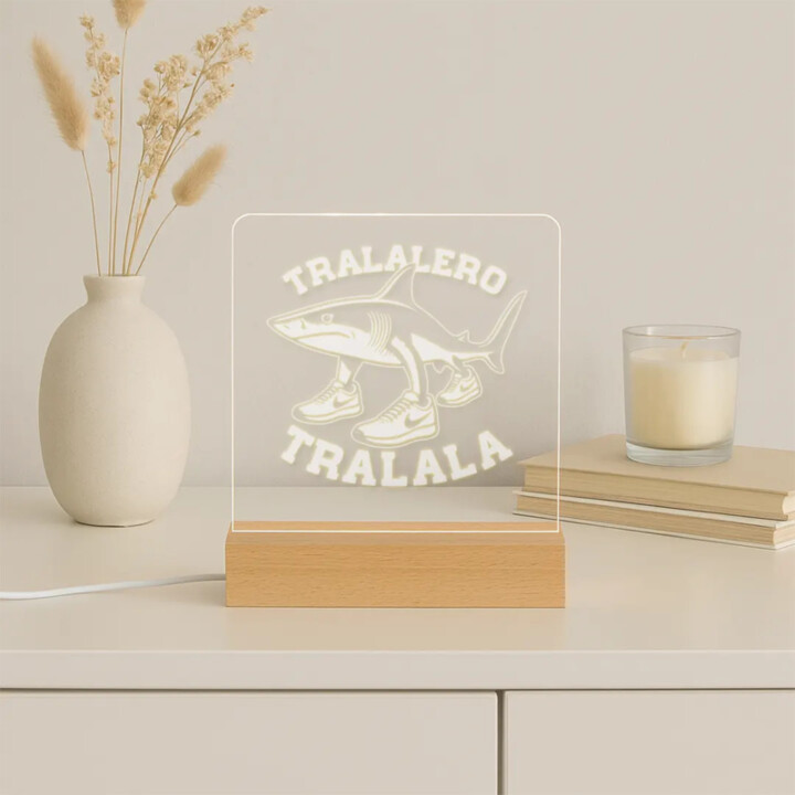 Tralalero Tralala - Italian Brainrot - žralok v topánkach - LED lampička s gravírovaním