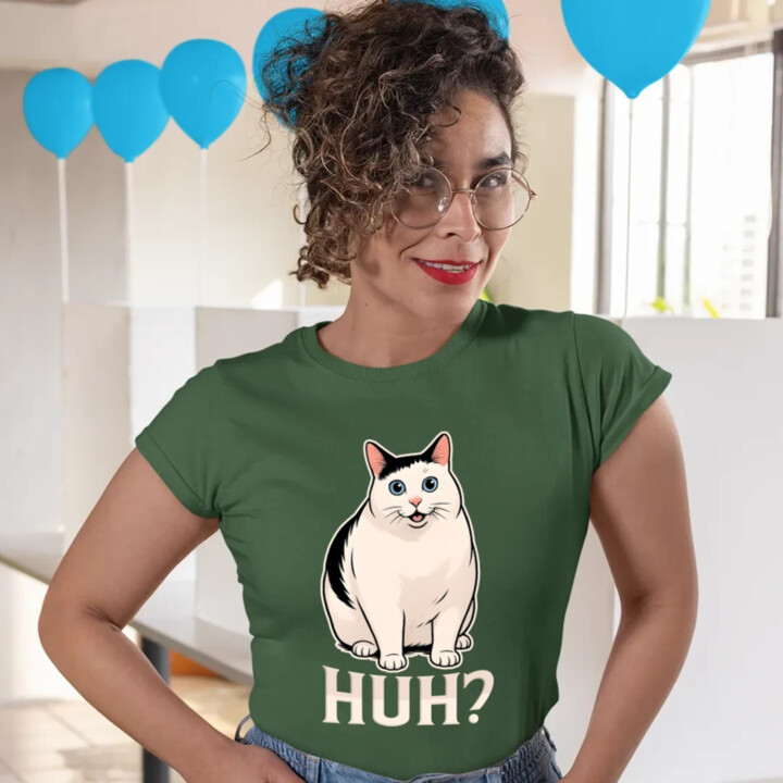 Huh? - biela mačka - dámske tričko s potlačou