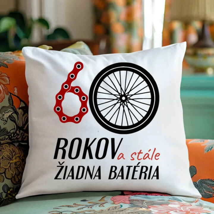 60 rokov a stále žiadna batéria - vankúš s potlačou