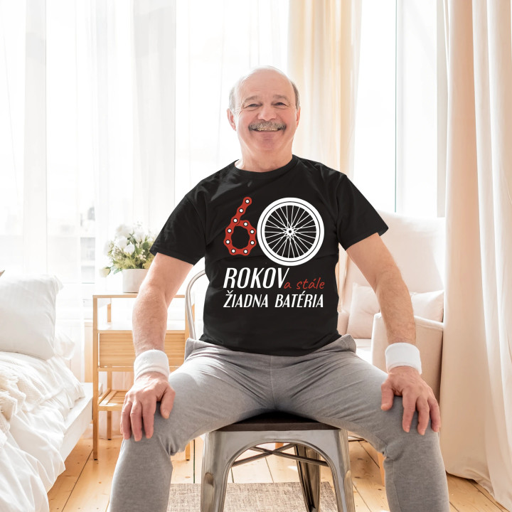 60 rokov a stále žiadna batéria - pánske tričko s potlačou