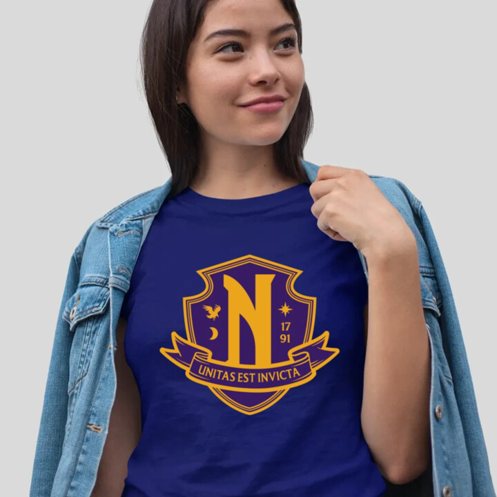Unitas Est Invicta - Nevermore Academy - dámske tričko s potlačou