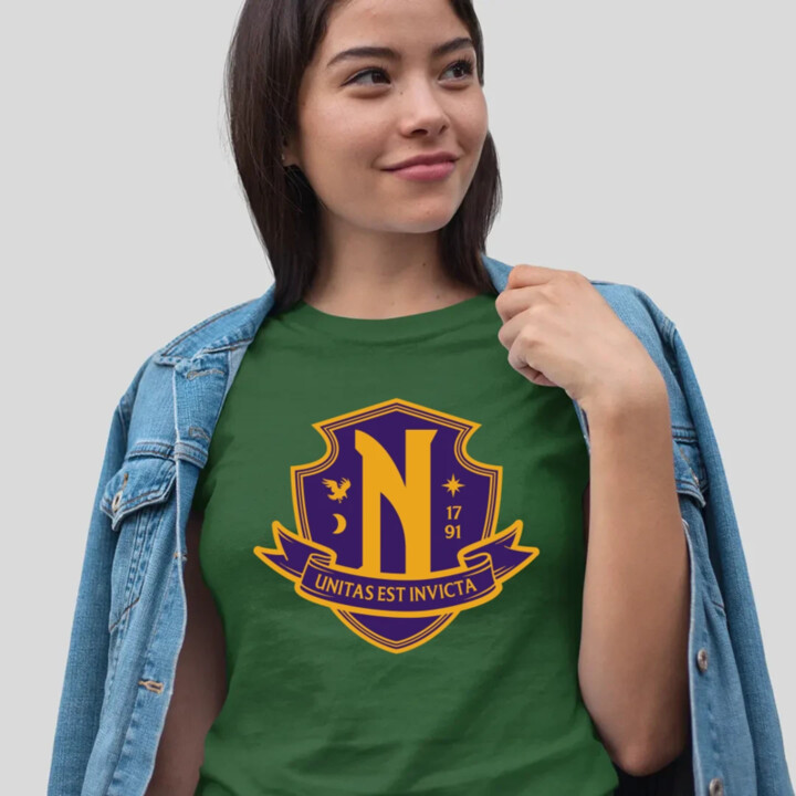 Unitas Est Invicta - Nevermore Academy - dámske tričko s potlačou