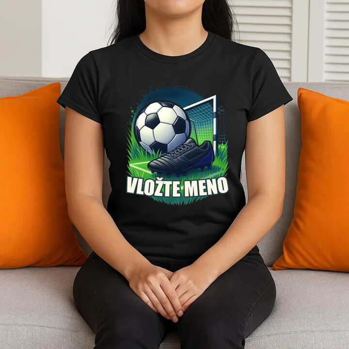 Futbal (meno) - lopta a ihrisko - dámske tričko s potlačou - personalizovaný produkt