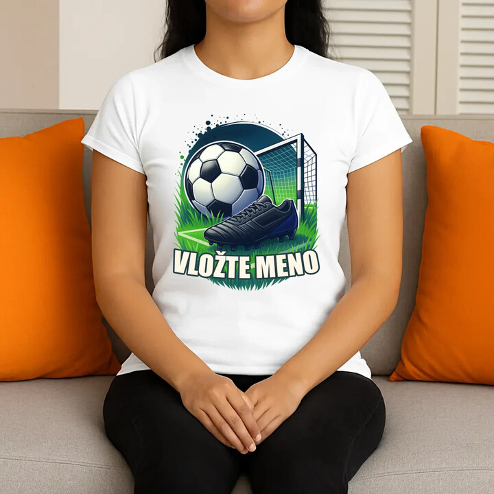 Futbal (meno) - lopta a ihrisko - dámske tričko s potlačou - personalizovaný produkt