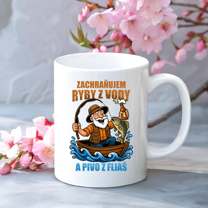 Zachraňujem ryby z vody a pivo z fliaš v2 - keramický hrnček s potlačou