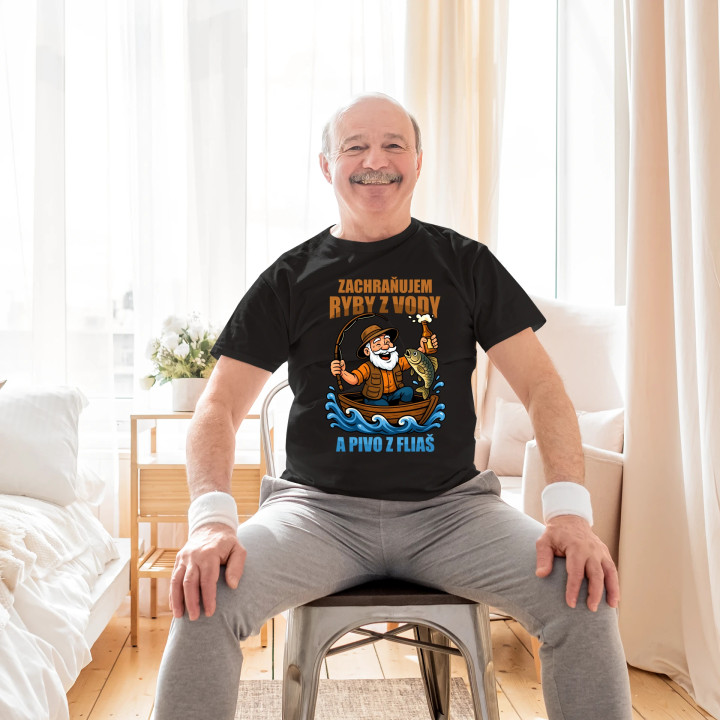Zachraňujem ryby z vody a pivo z fliaš v2 - pánske tričko s potlačou