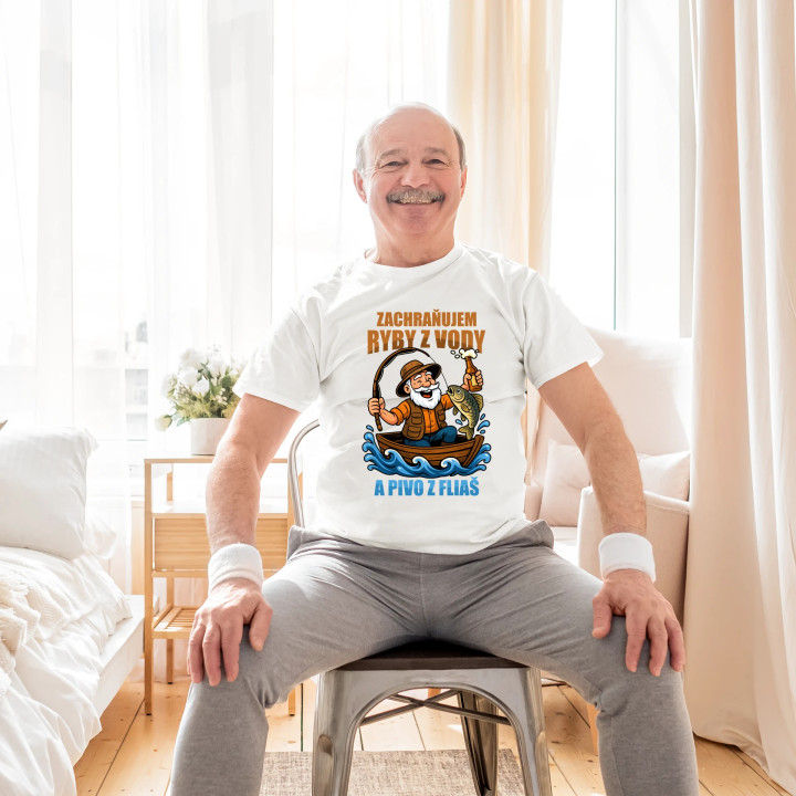 Zachraňujem ryby z vody a pivo z fliaš v2 - pánske tričko s potlačou