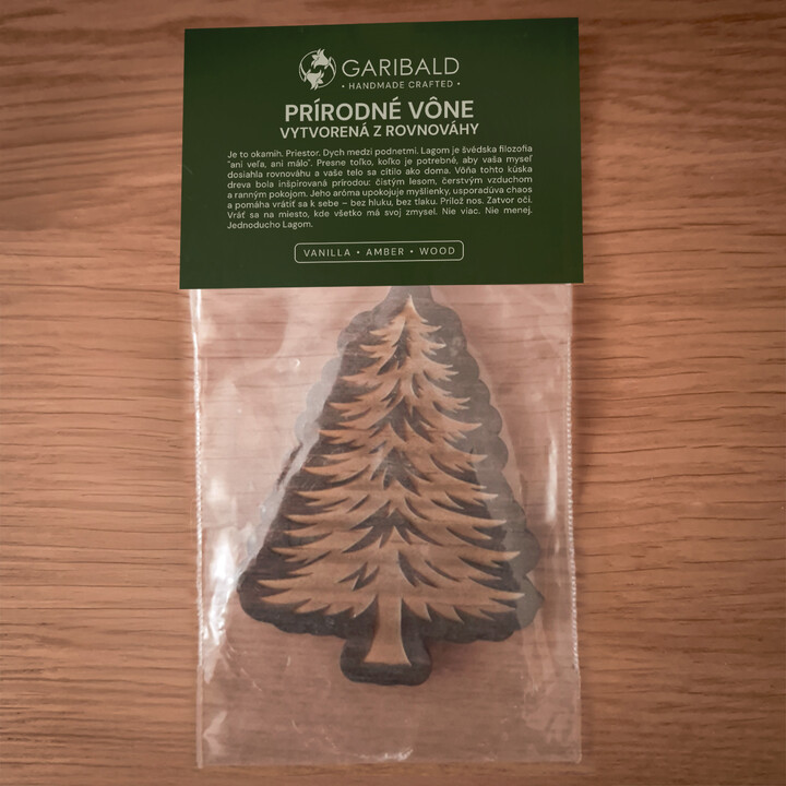 Ihličnan - prírodná drevená vôňa s gravírovaním