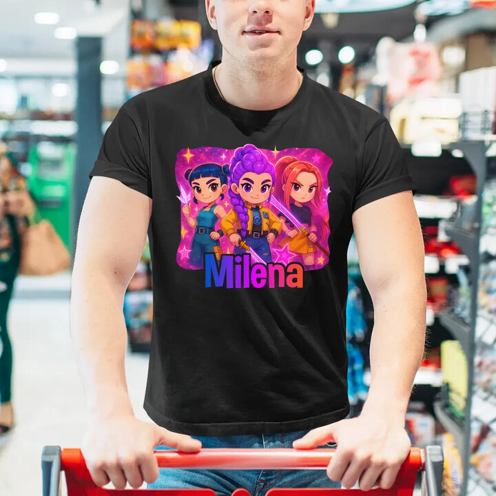 Huntrix s menom - pánske tričko s potlačou pre fanúšikov huntrix KPop Demon Hunters - personalizovaný produkt