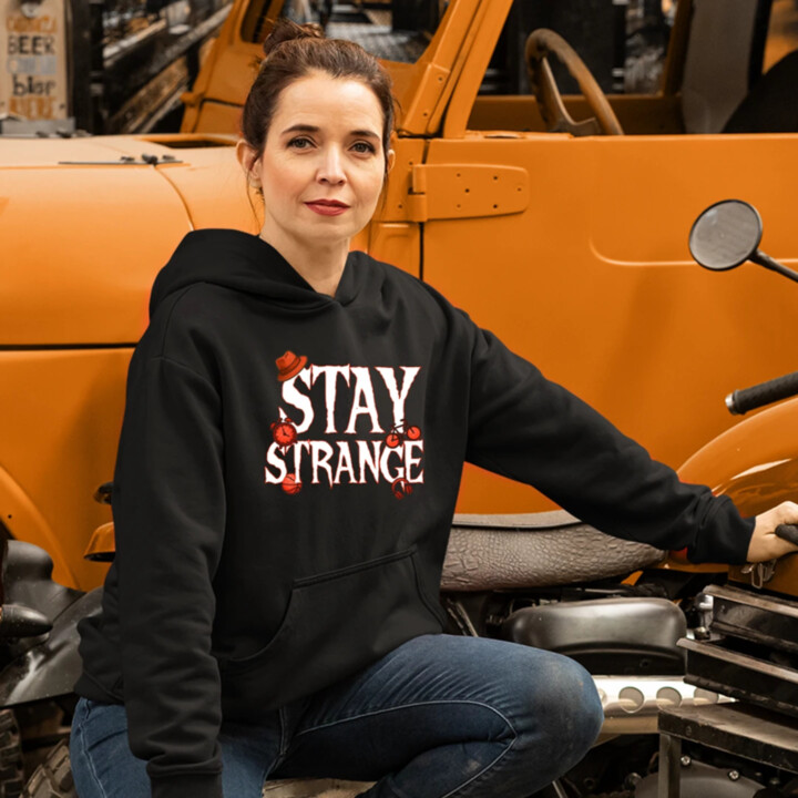 Stay strange pre fanúšikov seriálu Stranger Things  - dámska mikina s potlačou