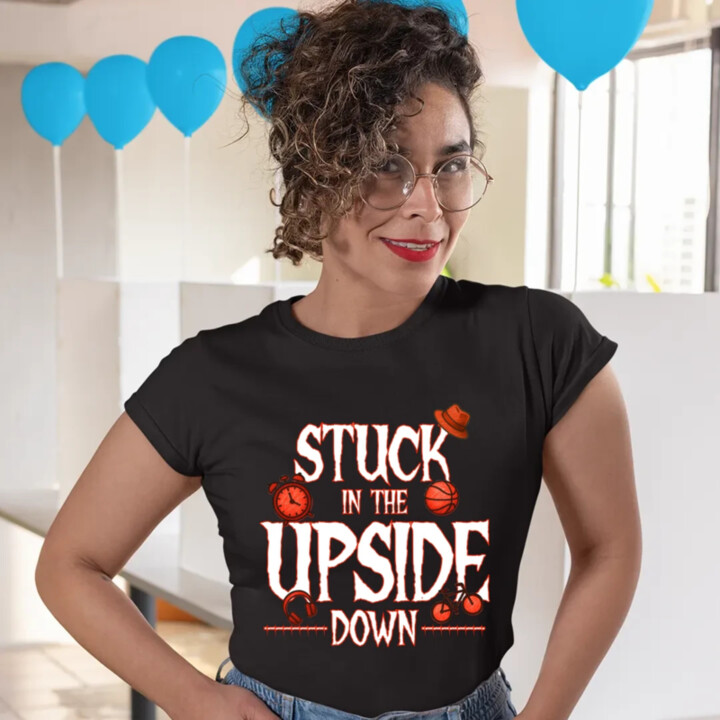 Stuck in the upside down pre fanúšikov seriálu Stranger Things - dámske tričko s potlačou