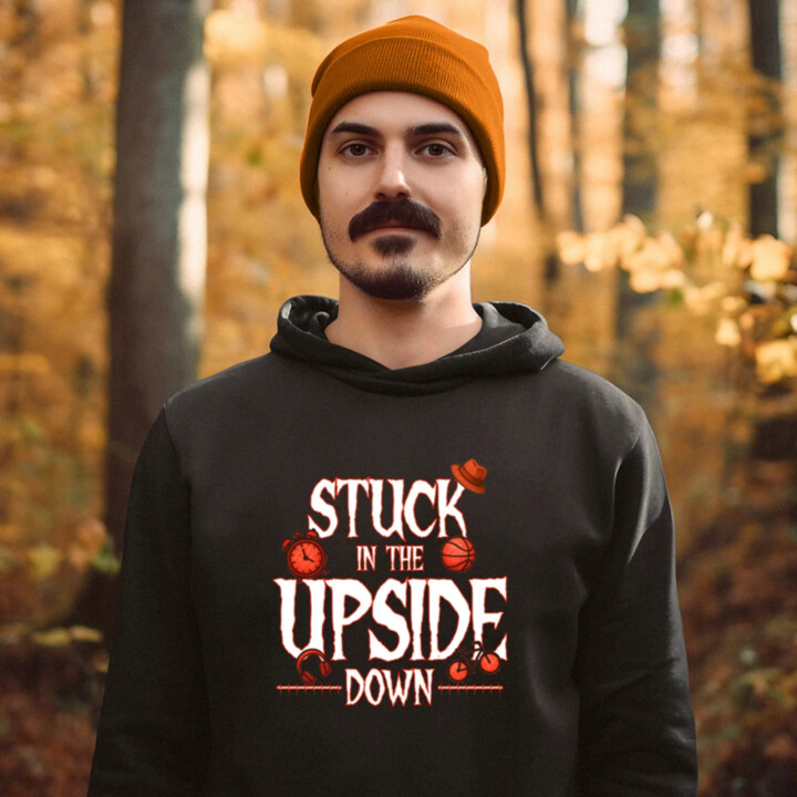 Stuck in the upside down pre fanúšikov seriálu Stranger Things  - pánska mikina s potlačou