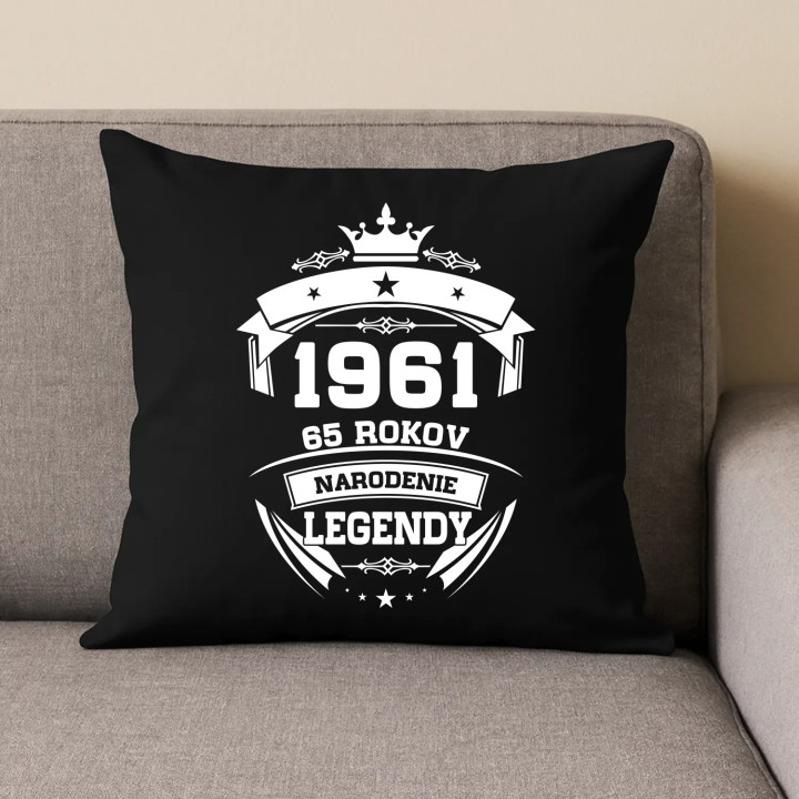 1961 Narodenie legendy 65 rokov - čierny vankúš s potlačou