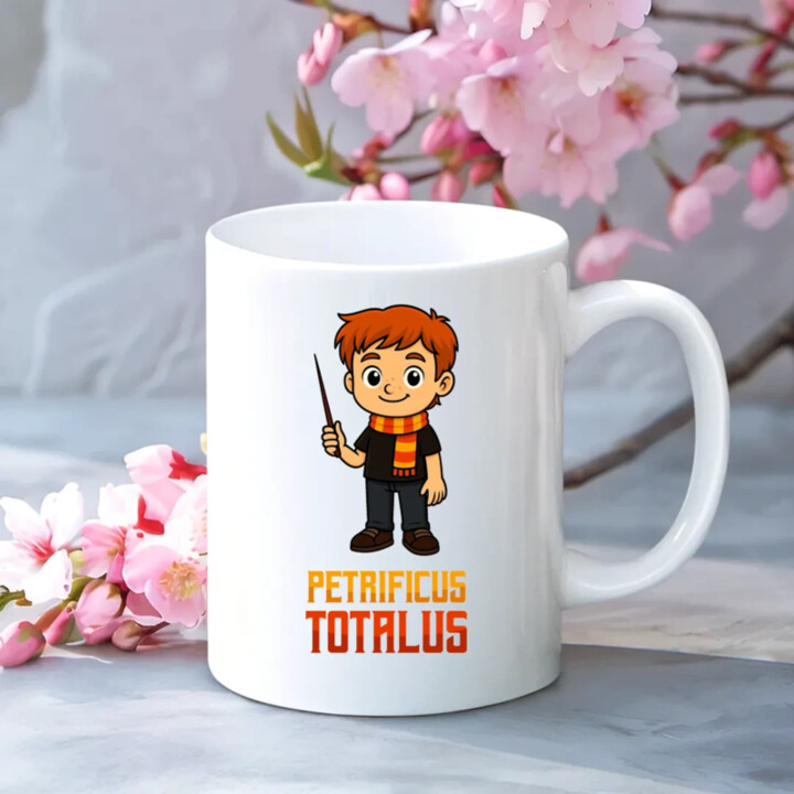 Petrificus Totalus - Ron Weasley - keramický hrnček s potlačou pre fanúšikov série Harry Potter
