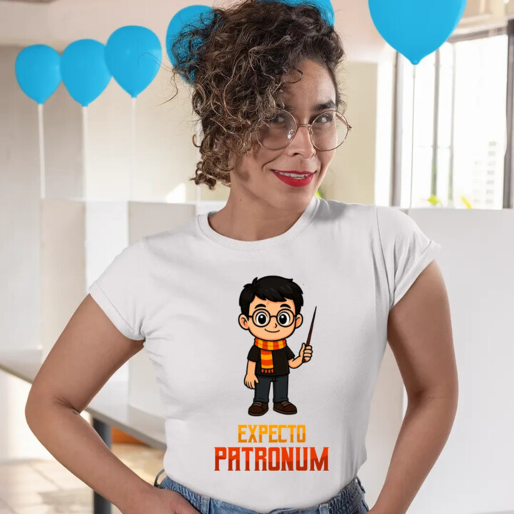 Expecto Patronum - Harry Potter - dámske tričko s potlačou pre fanúšikov série Harry Potter