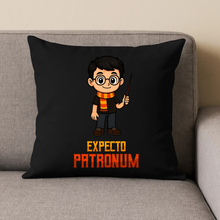 Expecto Patronum - Harry Potter - čierny vankúš s potlačou pre fanúšikov série Harry Potter