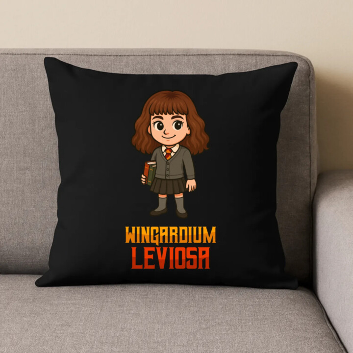 Wingardium Leviosa - Hermiona Granger - čierny vankúš s potlačou pre fanúšikov série Harry Potter