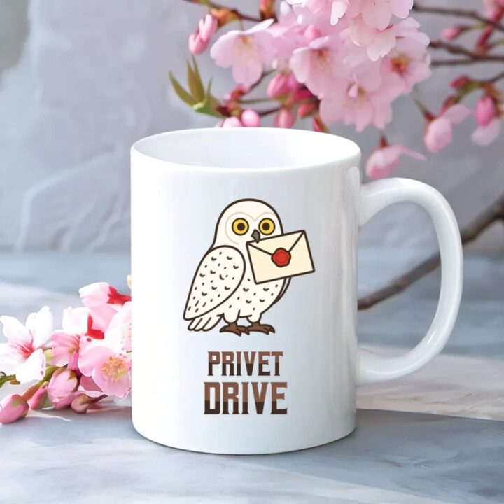 Privet Drive - Hedwiga - keramický hrnček s potlačou pre fanúšikov série Harry Potter