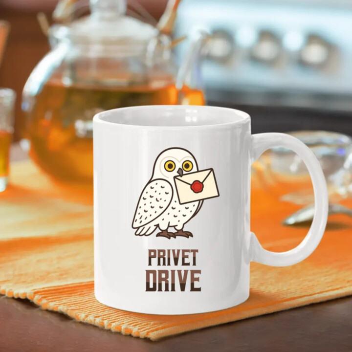 Privet Drive - Hedwiga - keramický hrnček s potlačou pre fanúšikov série Harry Potter
